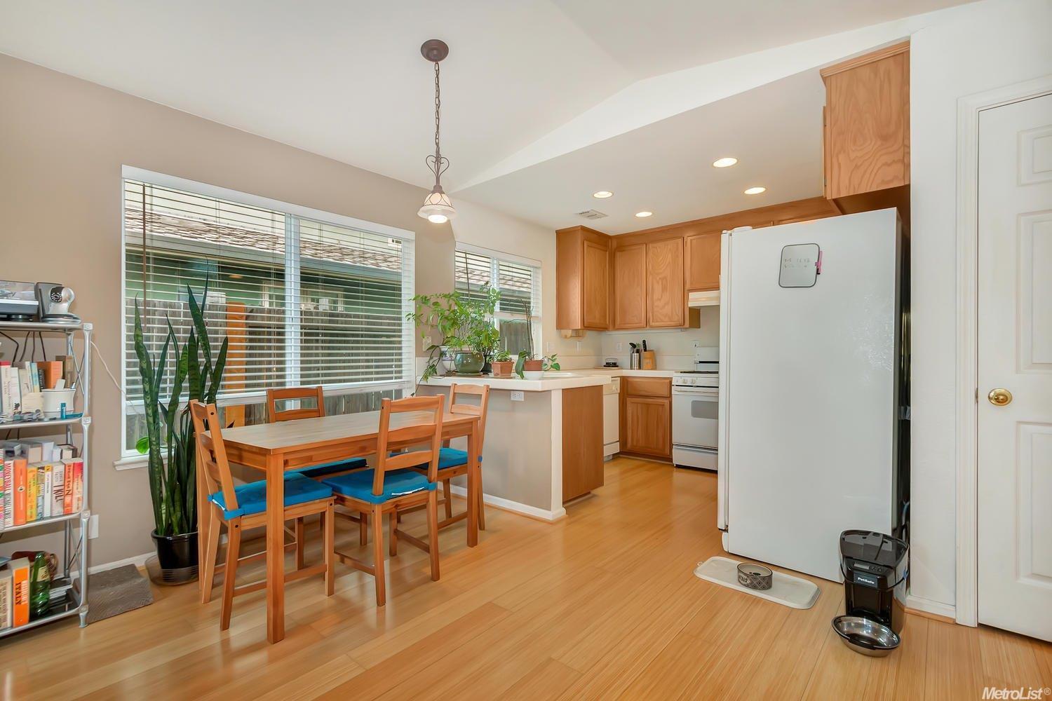2617 Albany Ave, Davis, CA 95618 photo 3