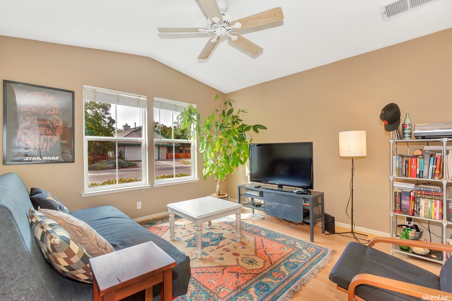 2617 Albany Ave, Davis, CA 95618 photo 2
