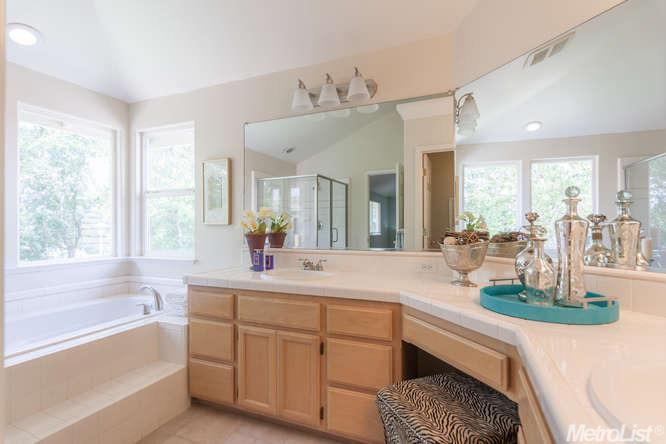 2612 Emerald Bay Dr, Davis, CA 95618 photo 15