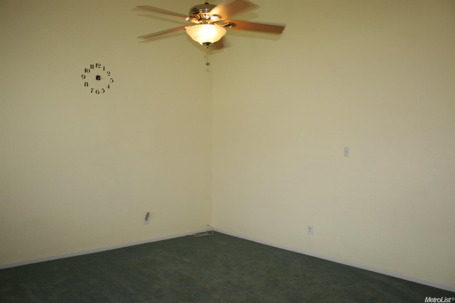 2305 Denny Ct, Ceres, CA 95307 photo 2