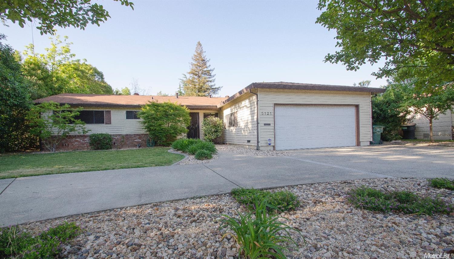 5121 Robertson Ave, Carmichael, CA 95608 photo 1