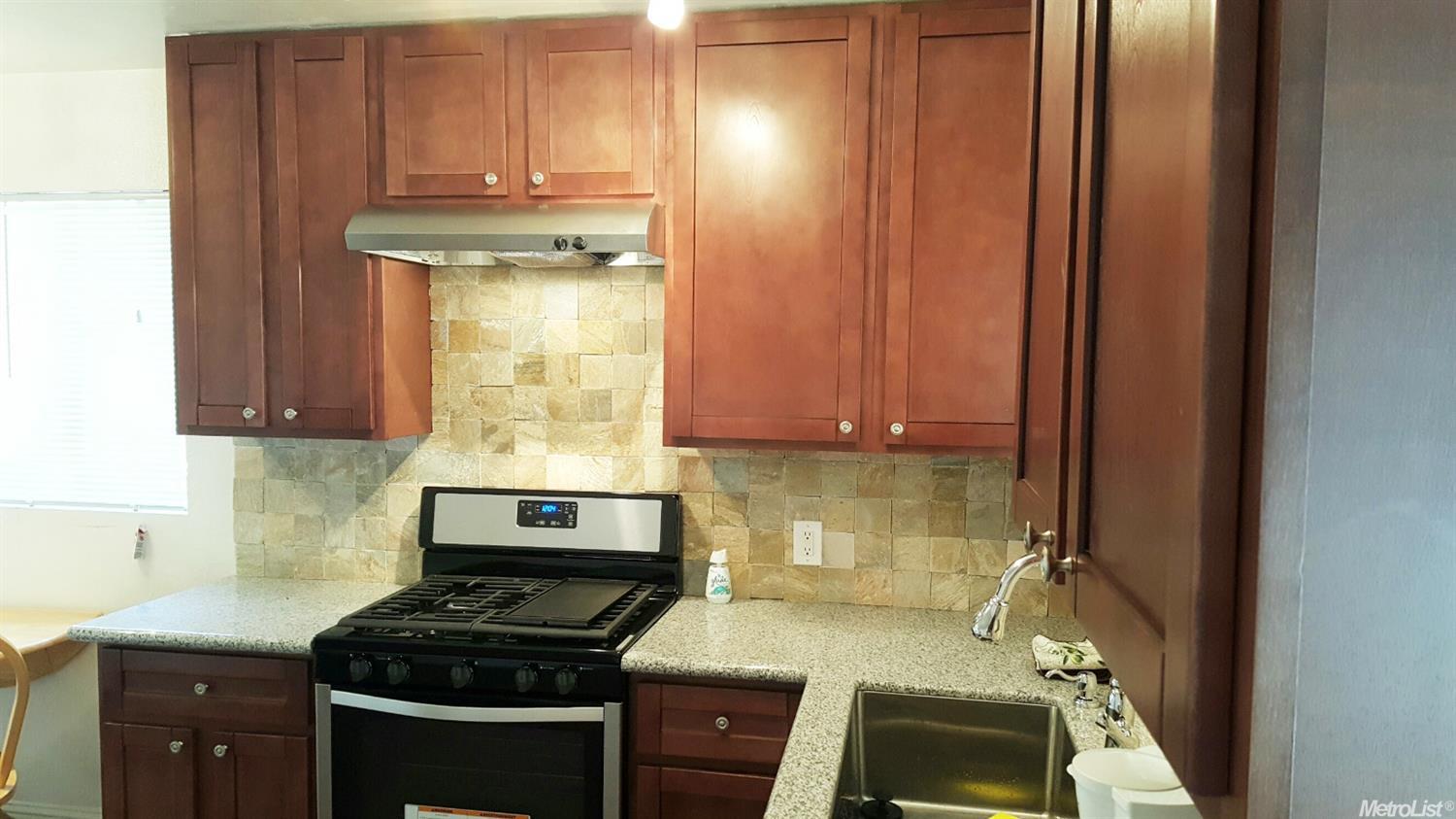 103 C St, Tracy, CA 95376 photo 3