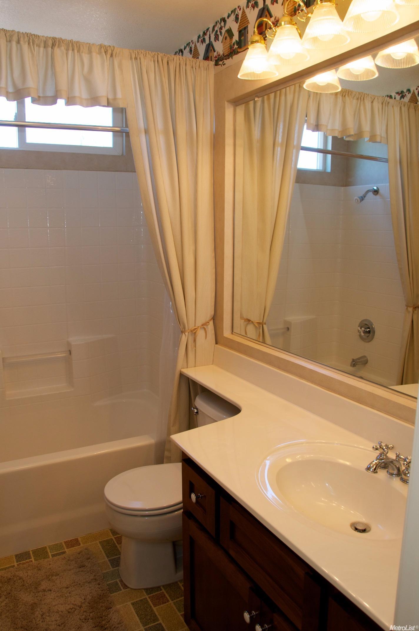 151 Memory Ln, Turlock, CA 95382 photo 12