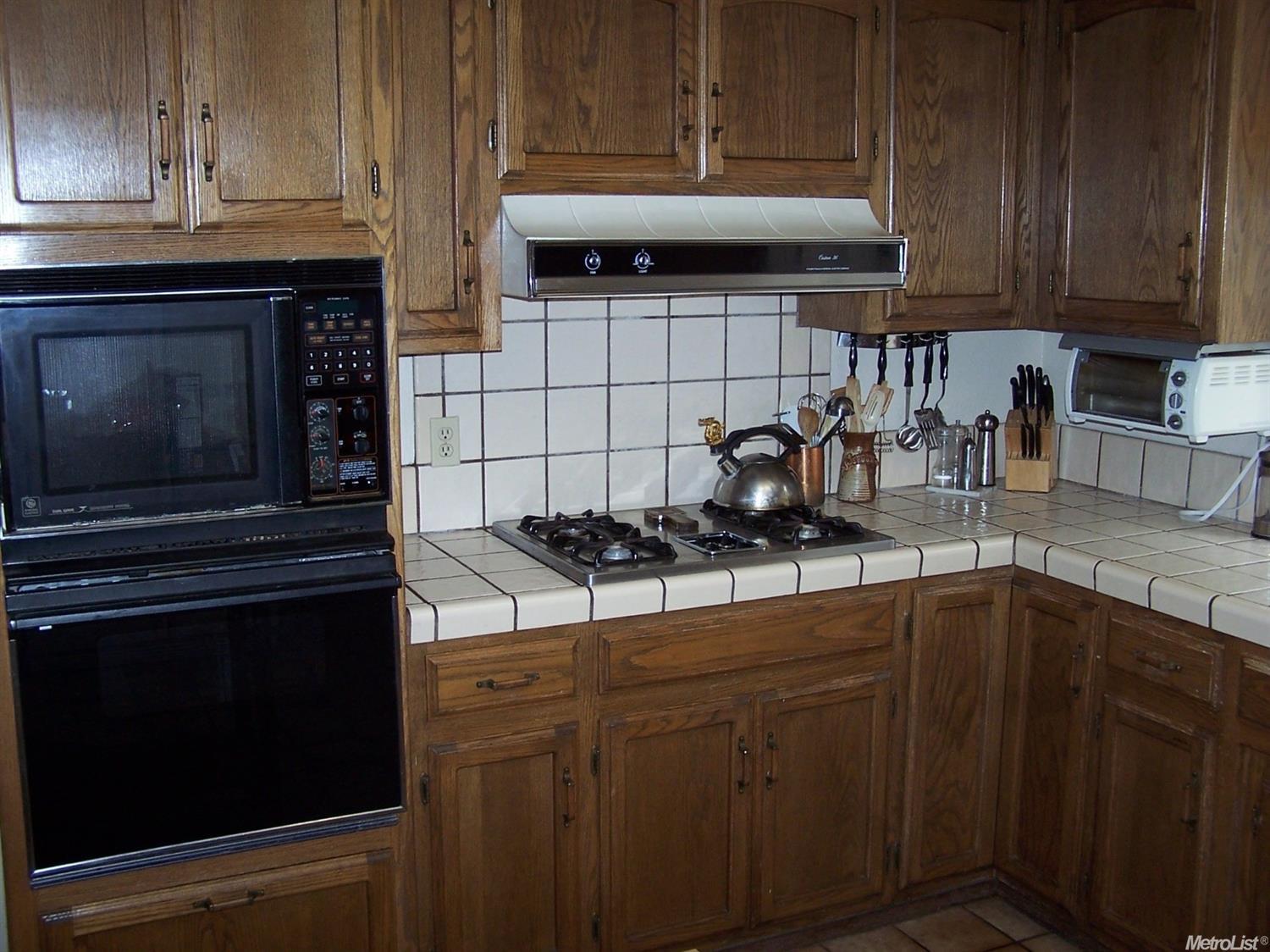 2429 Walter Dr, Modesto, CA 95351 photo 4