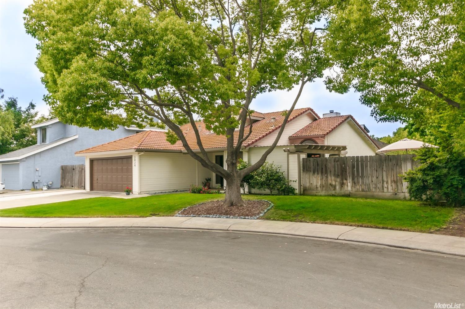 2424 Ranch House Cir, Modesto, CA 95355 photo 2
