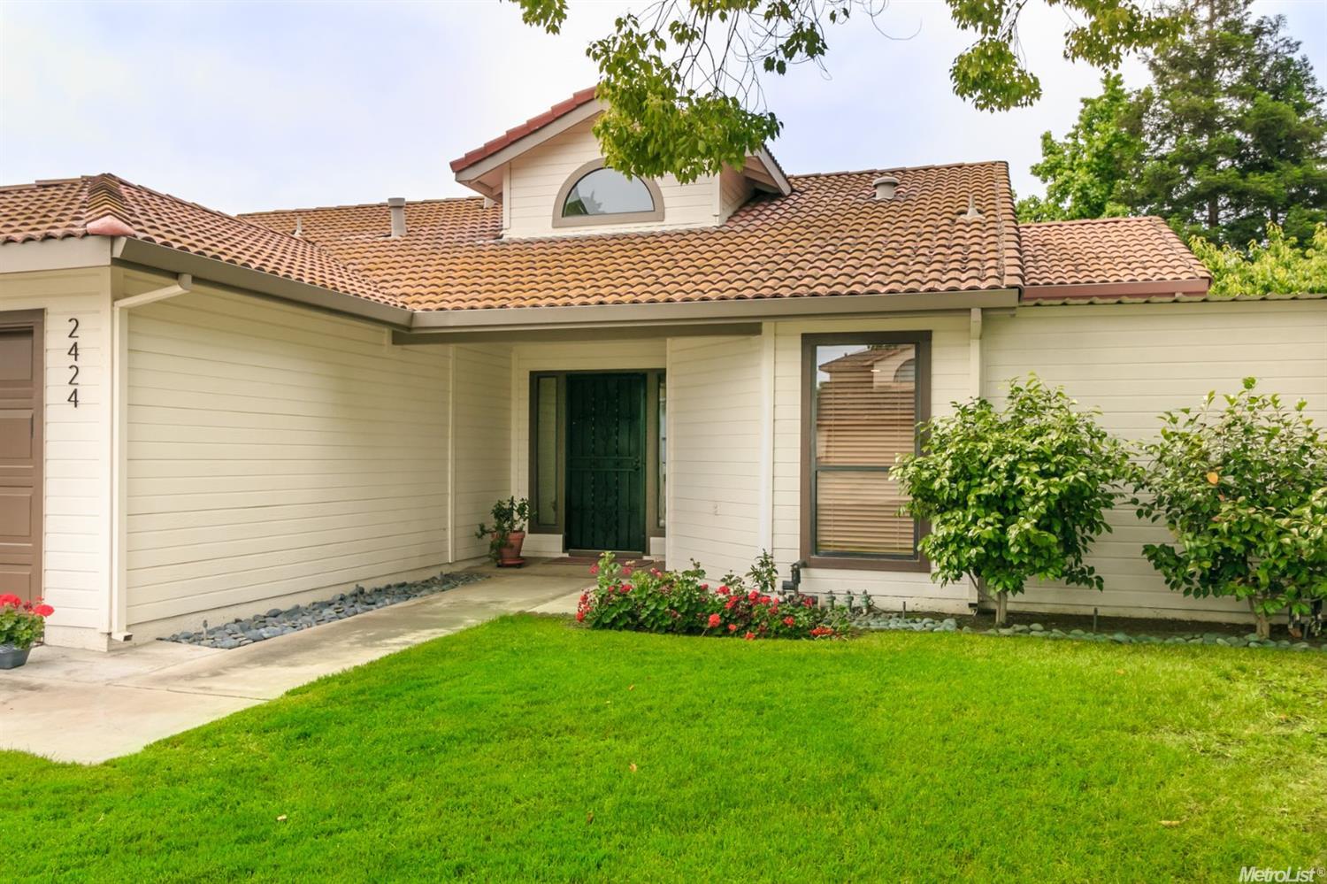 2424 Ranch House Cir, Modesto, CA 95355 photo 3
