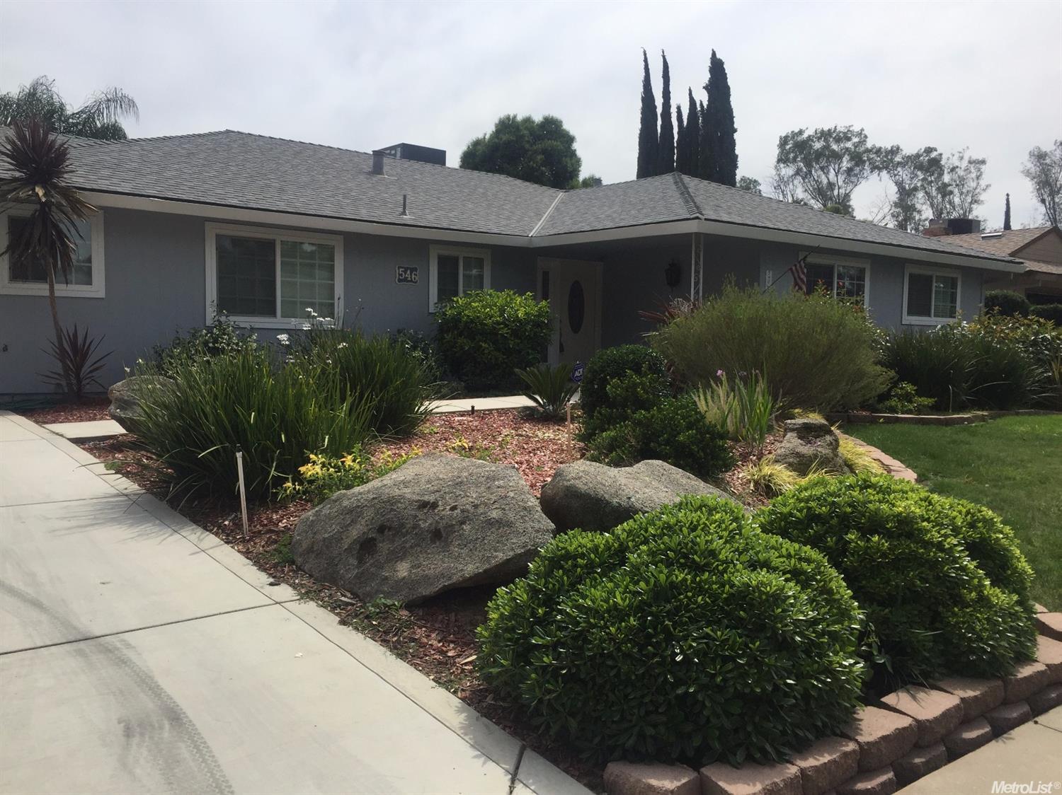 546 W Donna Dr, Merced, CA 95348 photo 1