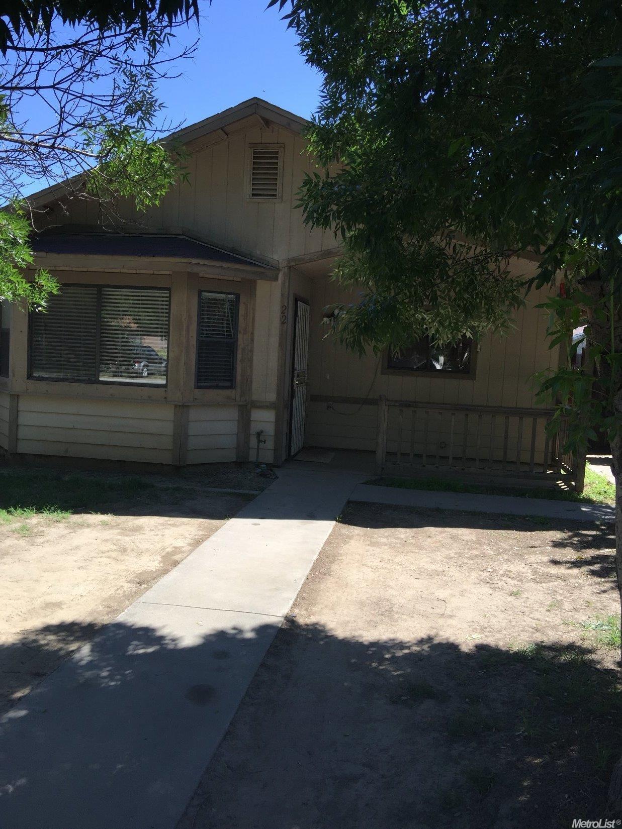 22 H St, Modesto, CA 95351 photo 2