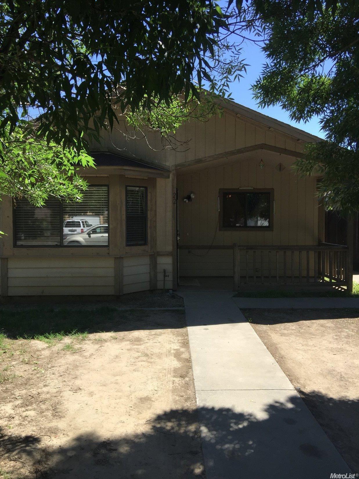 22 H St, Modesto, CA 95351 photo 1