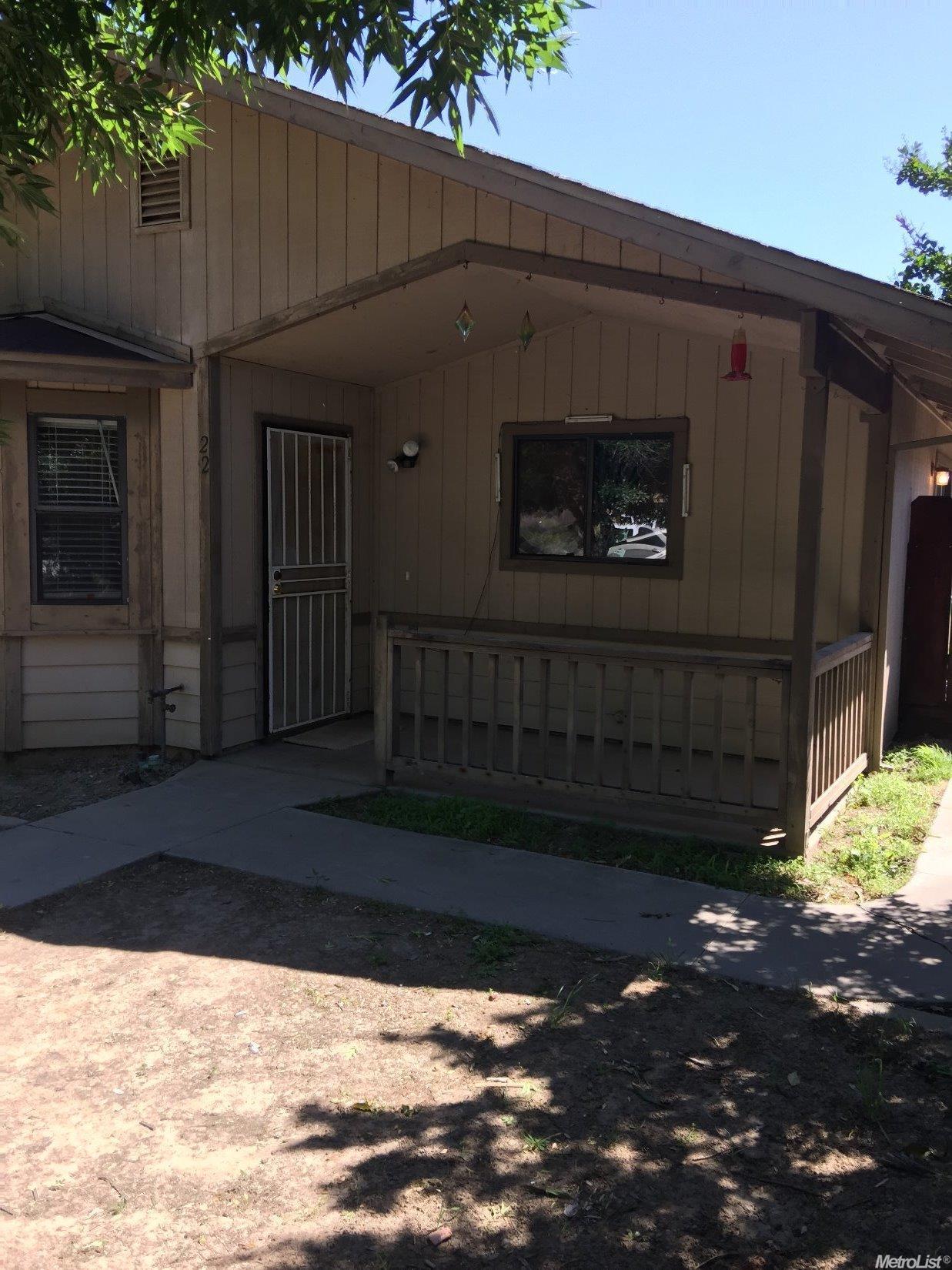 22 H St, Modesto, CA 95351 photo 3