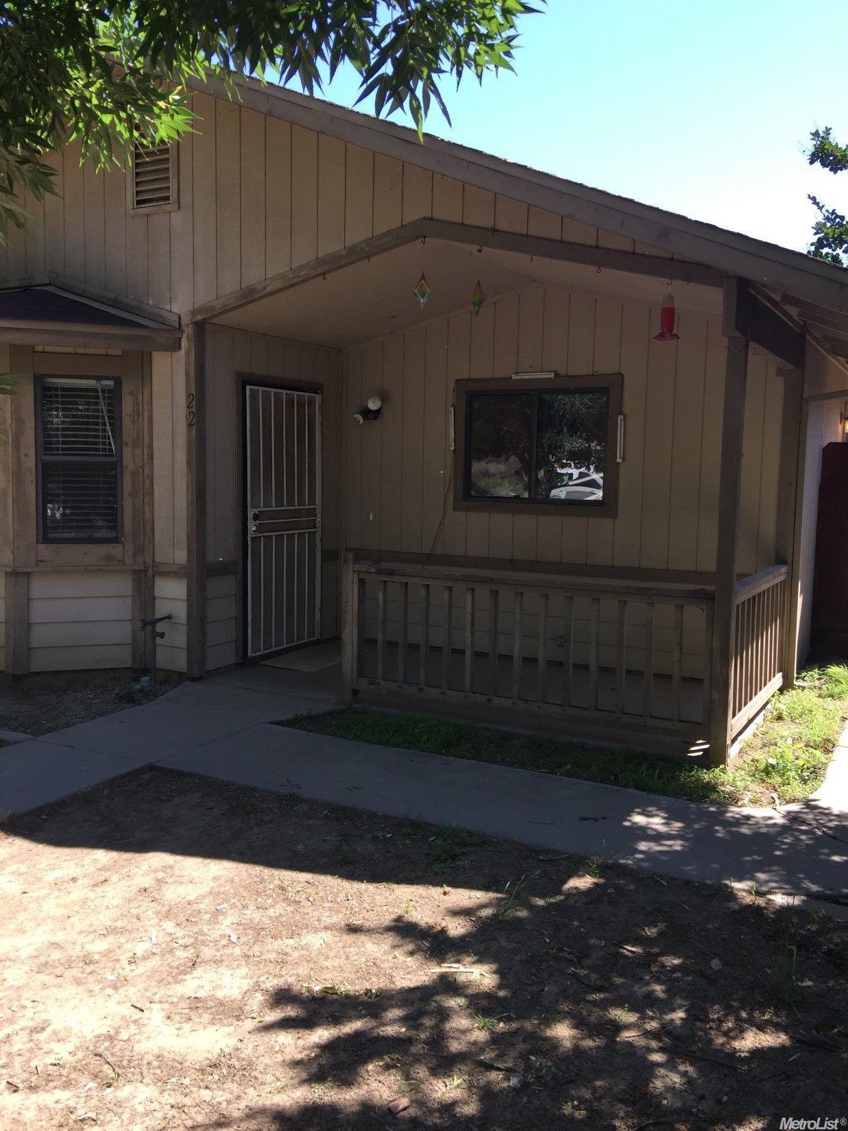 22 H St, Modesto, CA 95351 photo 4