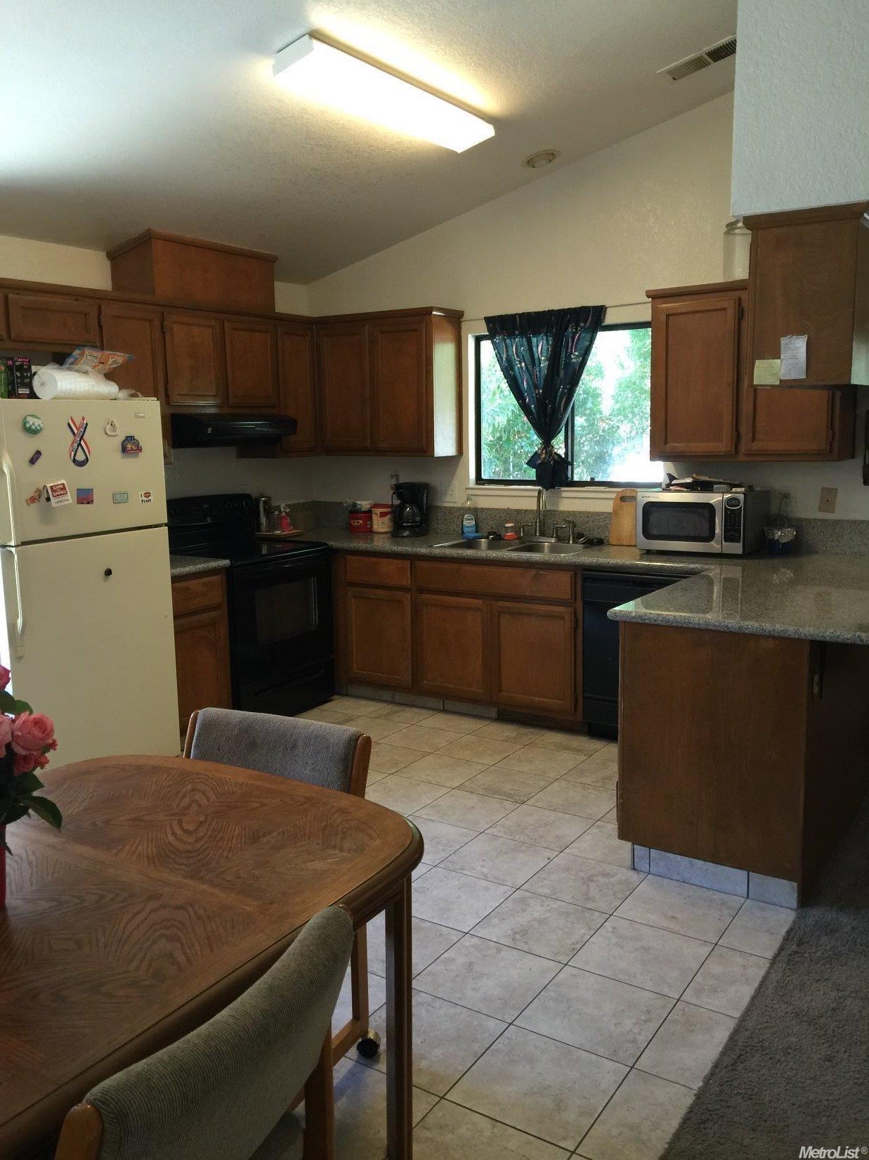22 H St, Modesto, CA 95351 photo 7
