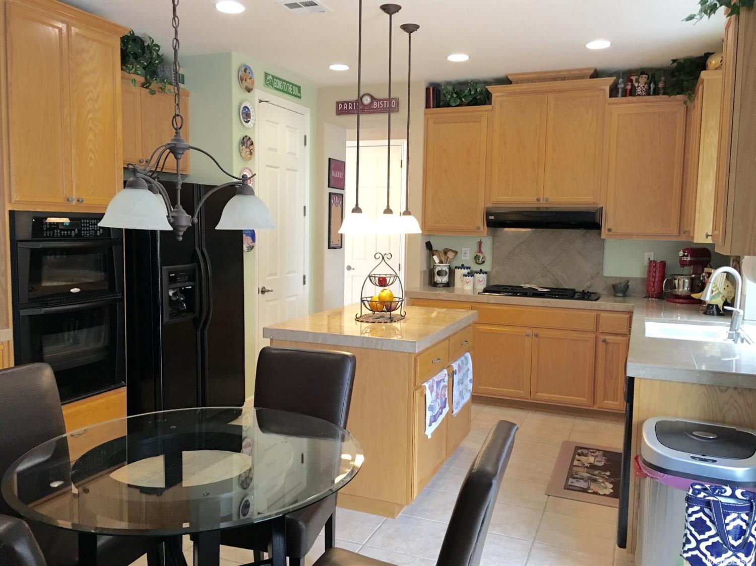 1607 Mandevilla Ln, Ceres, CA 95307 photo 5