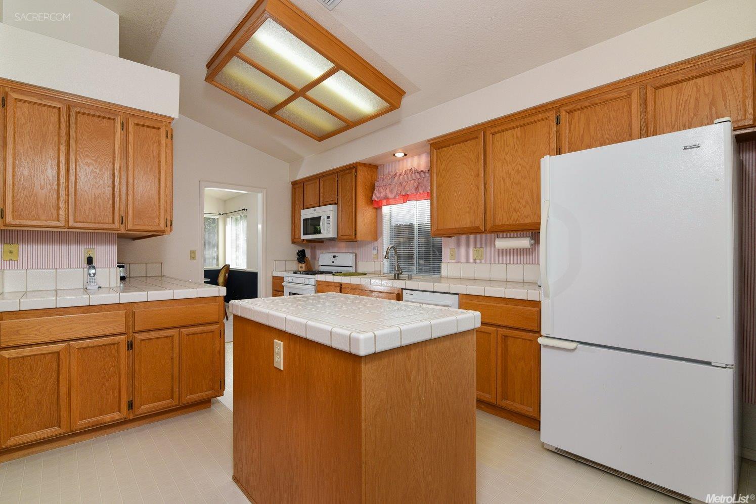8965 Palmerson Dr, Antelope, CA 95843 photo 10