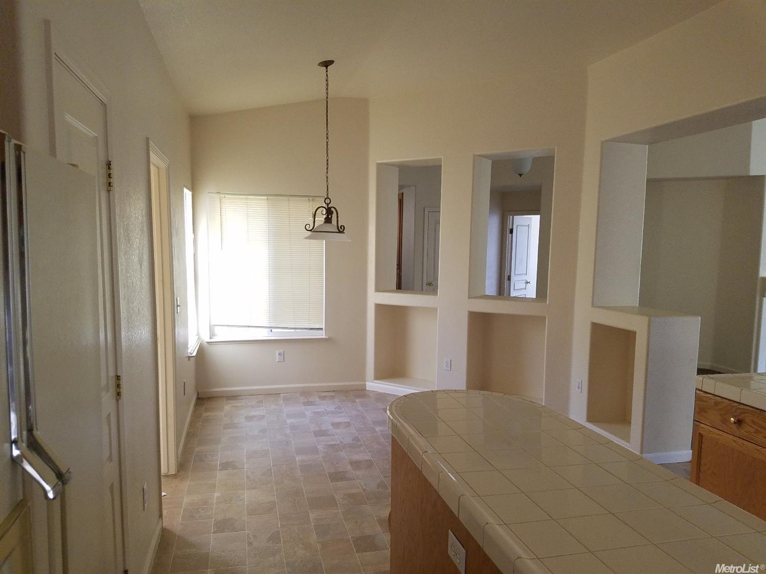 529 Perlegos Way, Lodi, CA 95240 photo 5