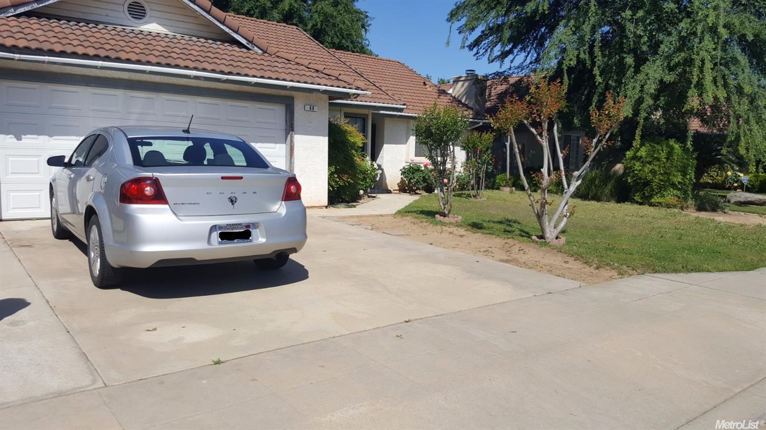 60 N Pistachio Ave, Clovis, CA 93611 photo 2