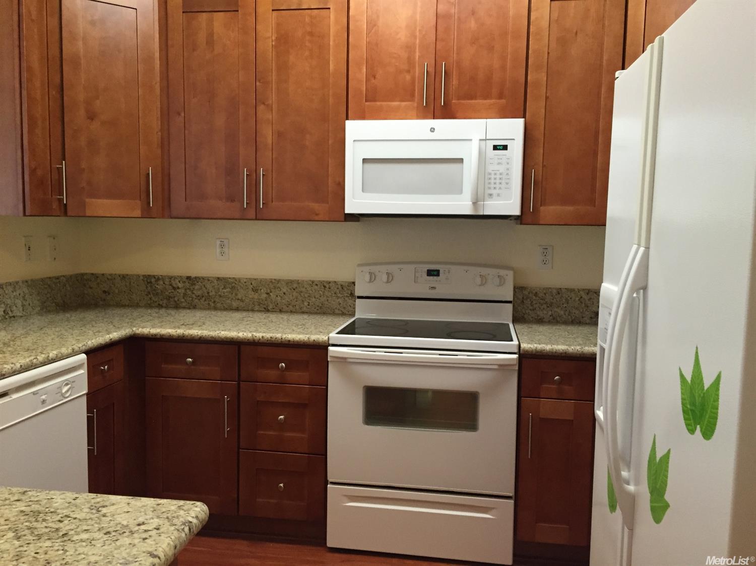 2365 Roualt St, Davis, CA 95618 photo 4