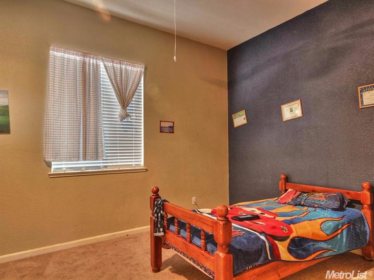 1328 Horizon, Patterson, CA 95363 photo 8