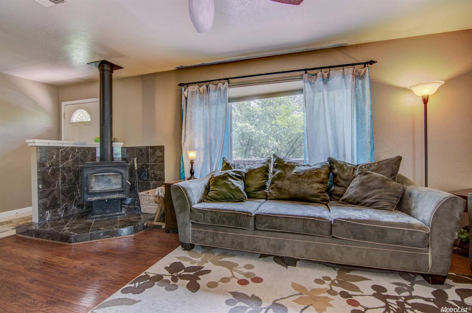 1301 Womack Way, Placerville, CA 95667 photo 4