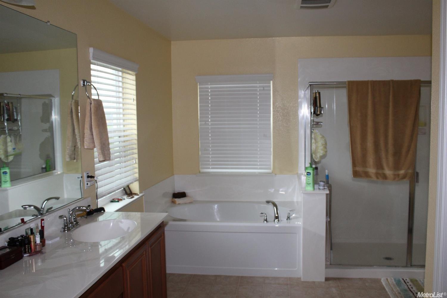1617 Courtyard Dr, Manteca, CA 95337 photo 13