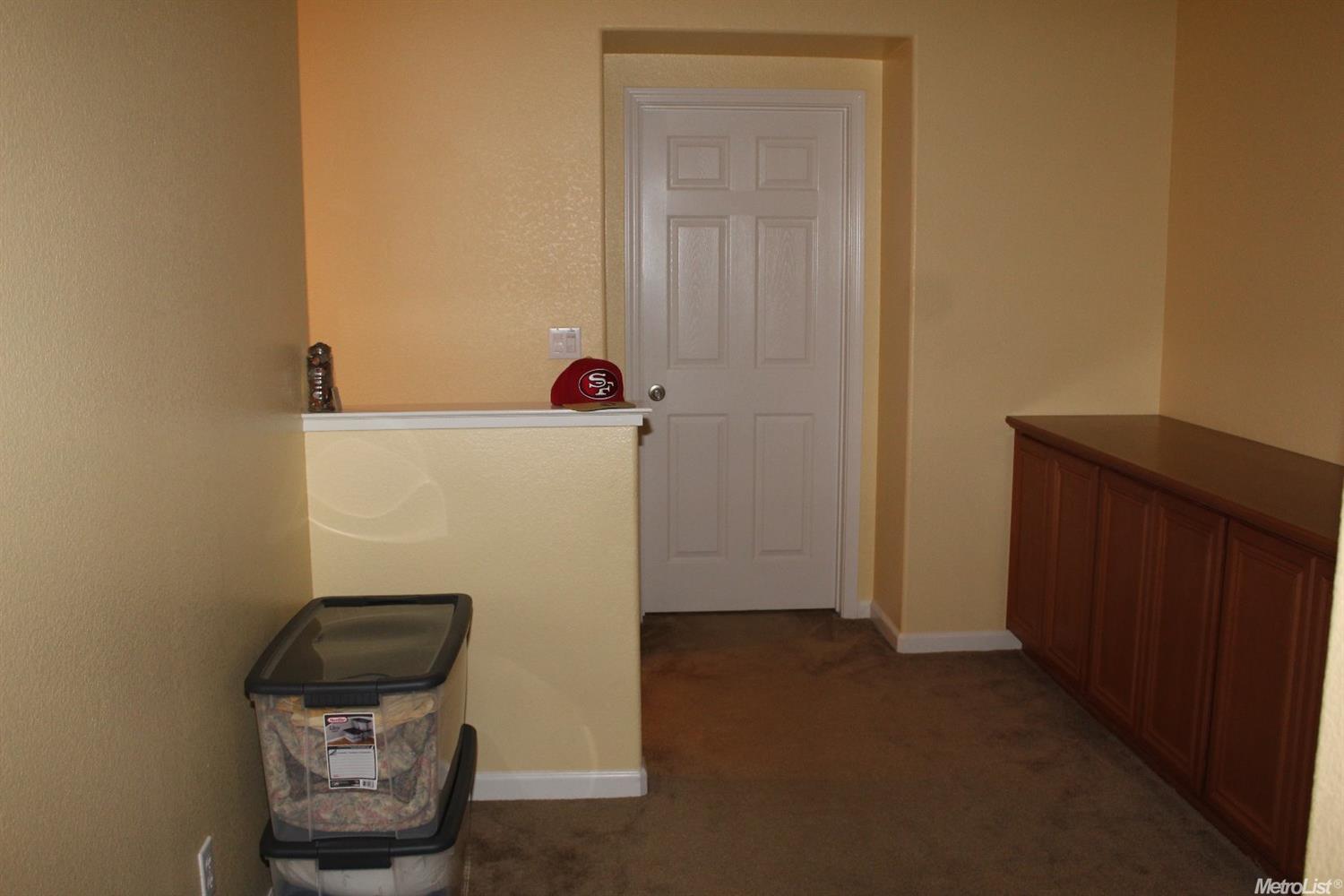 1617 Courtyard Dr, Manteca, CA 95337 photo 9