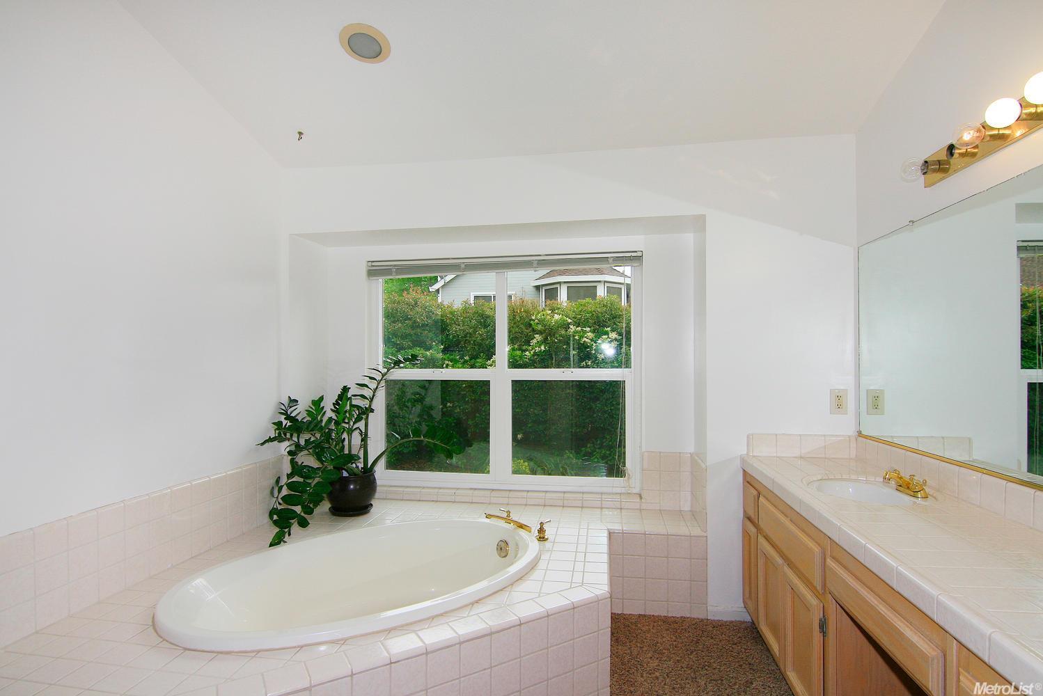 2247 Eagle, Rocklin, CA 95677 photo 9