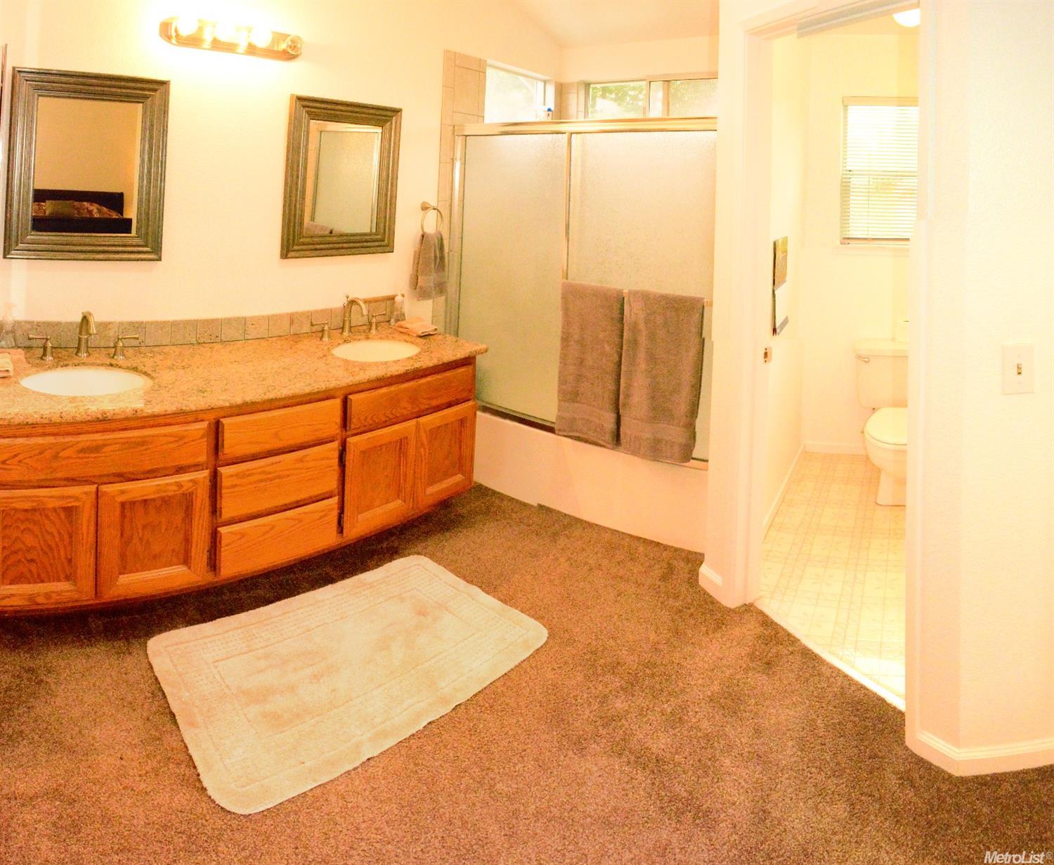 8463 Leaning Tree Ct, Antelope, CA 95843 photo 15