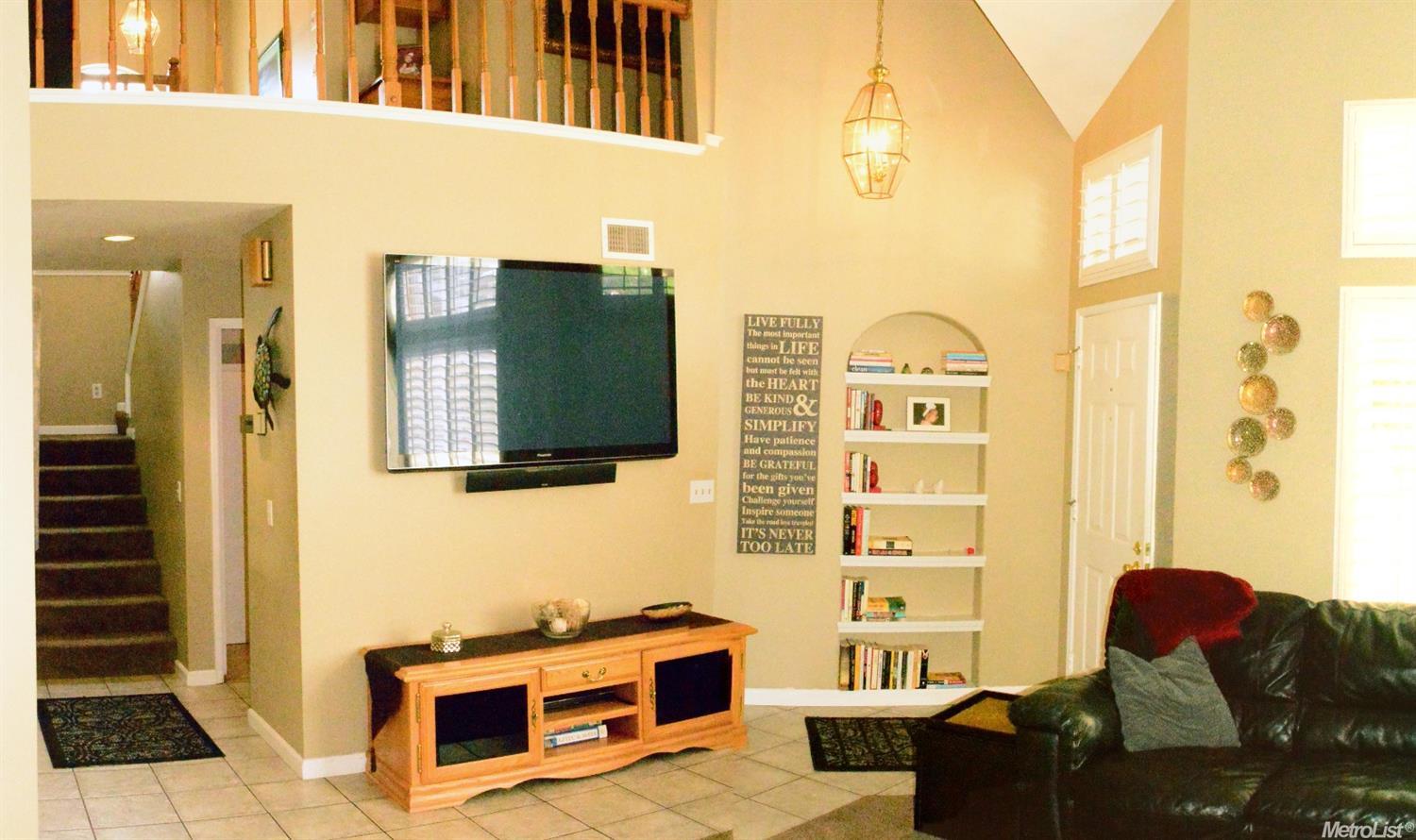 8463 Leaning Tree Ct, Antelope, CA 95843 photo 11