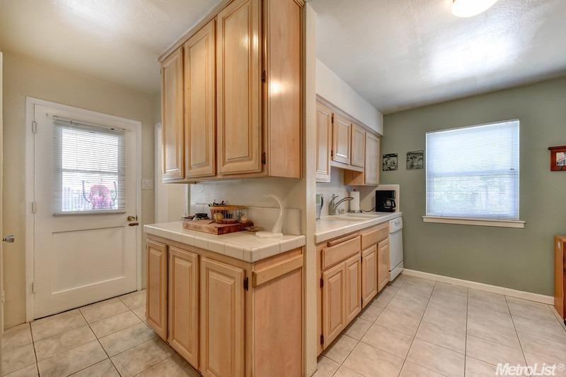 4901 Andrew Cir, Carmichael, CA 95608 photo 12