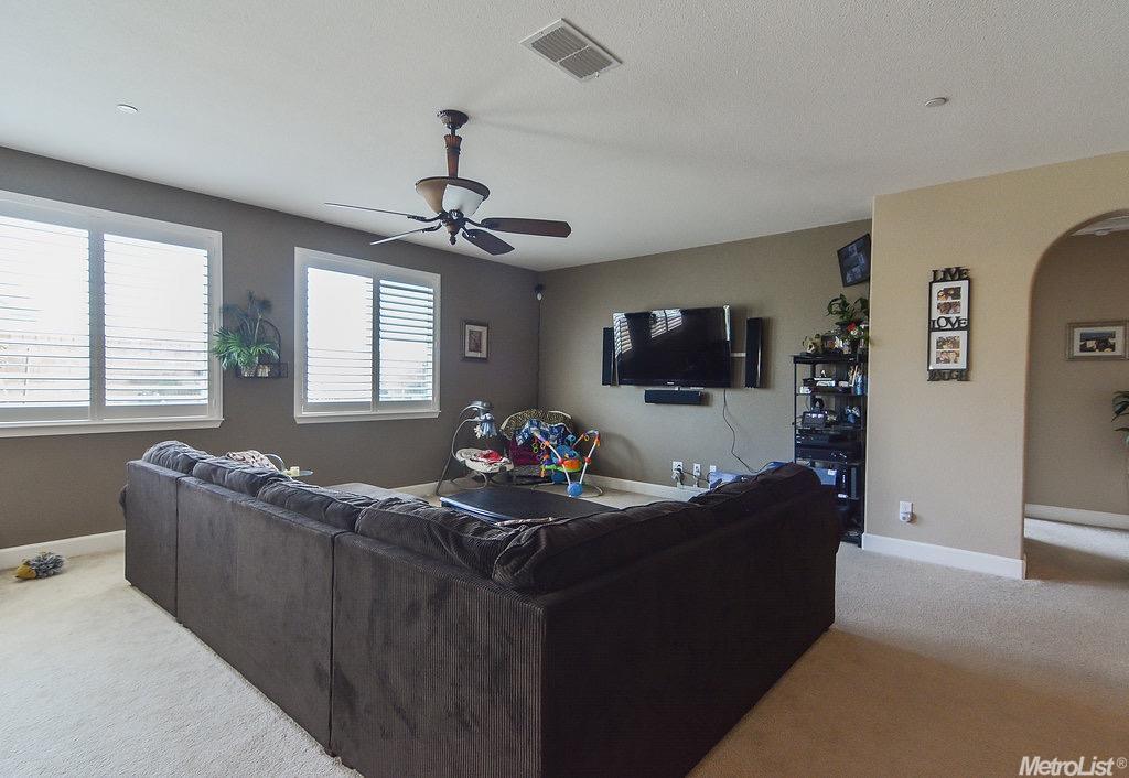1228 Marisol Dr, Manteca, CA 95337 photo 8