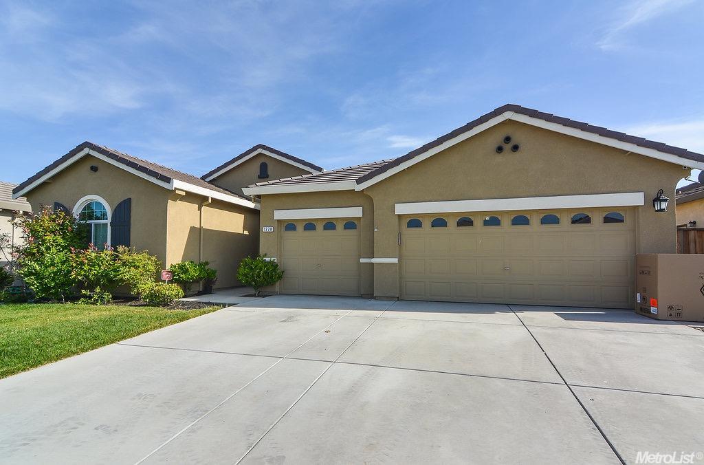 1228 Marisol Dr, Manteca, CA 95337 photo 2