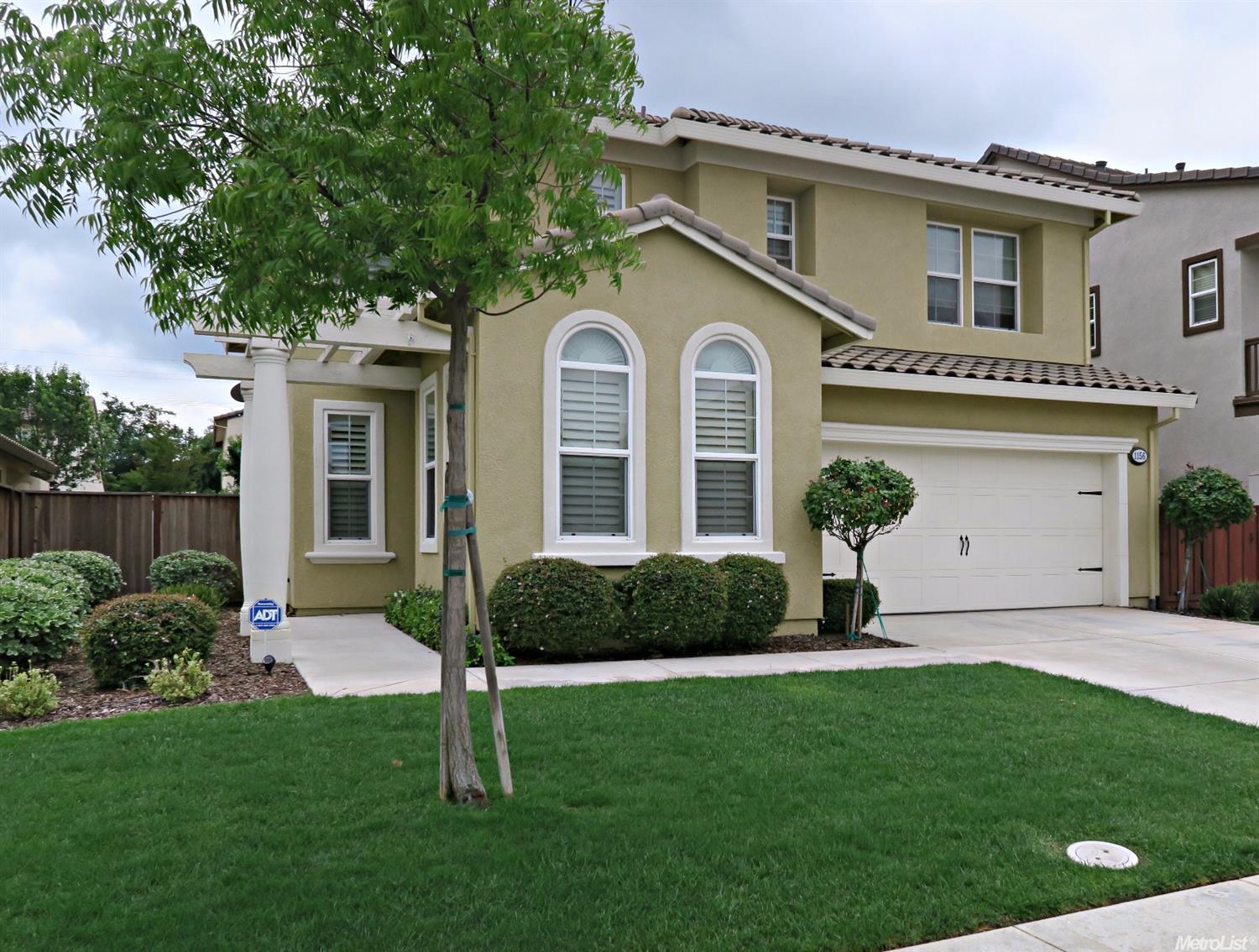 1156 Miel St, Manteca, CA 95337 photo 2