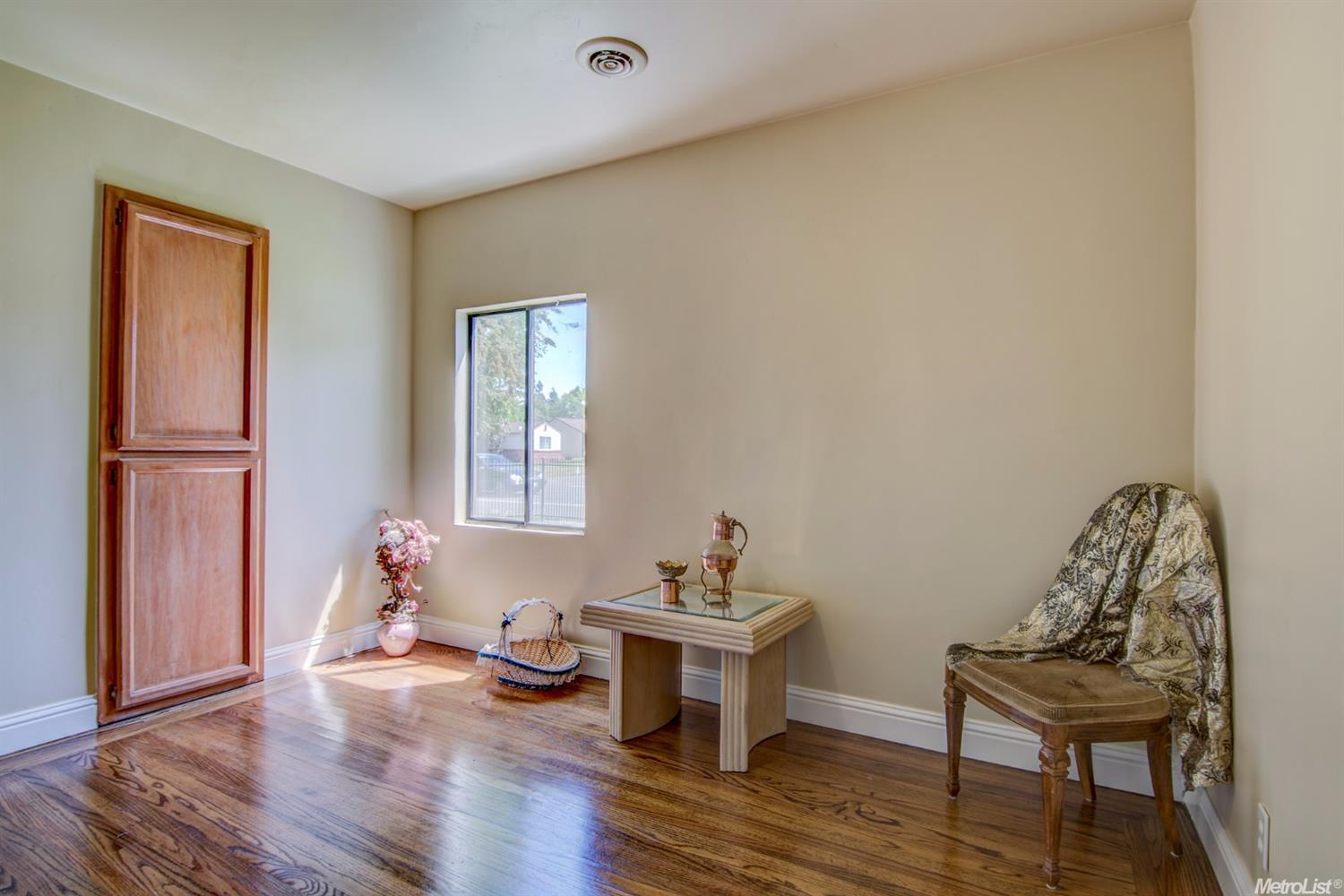 2284 Rainbow Ave, Sacramento, CA 95821 photo 7