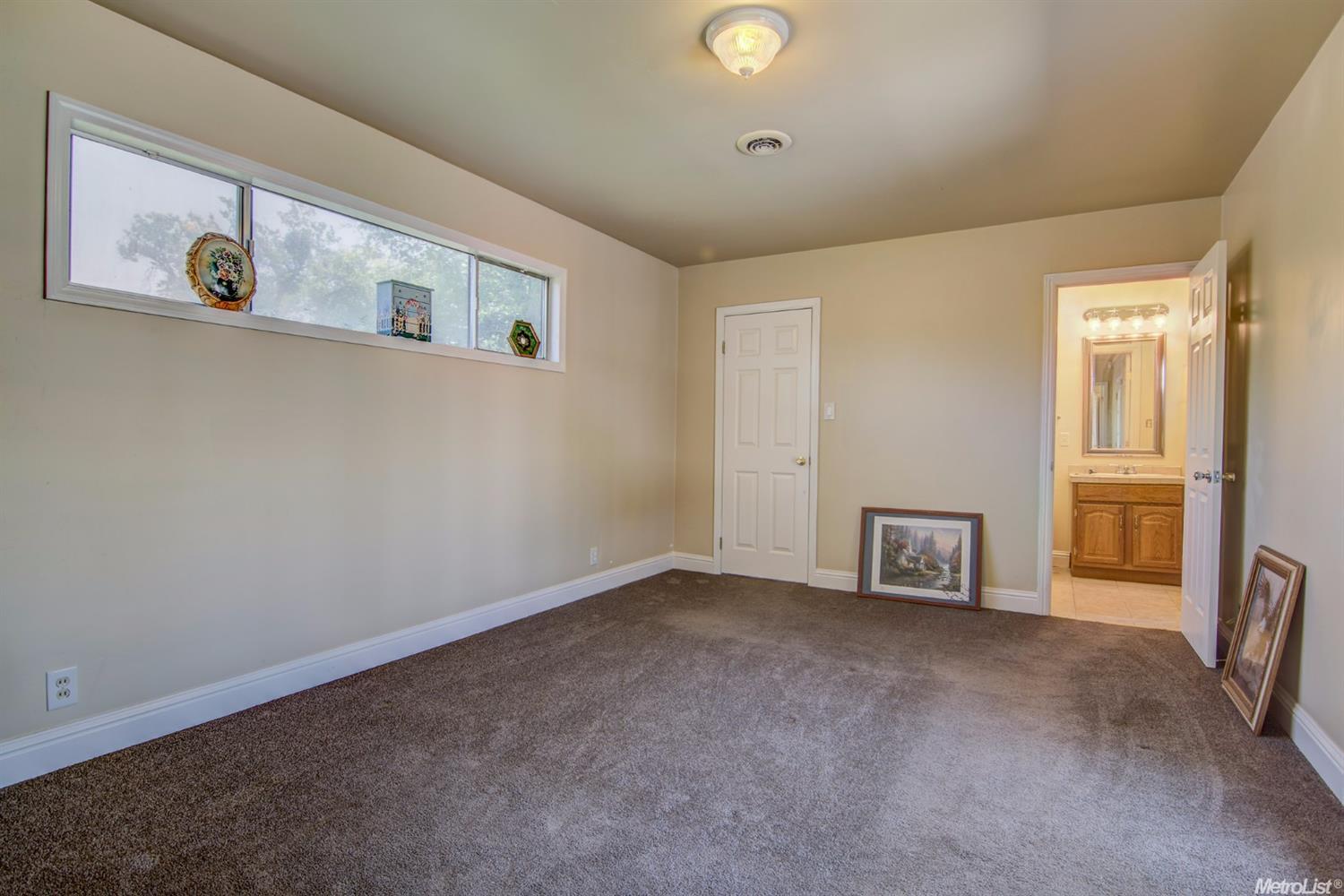 2284 Rainbow Ave, Sacramento, CA 95821 photo 10