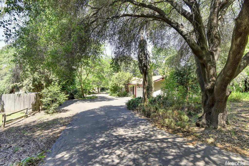 5949 Dollar Ln, Carmichael, CA 95608 photo 2