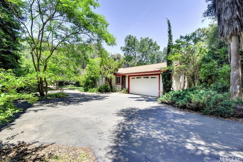 5949 Dollar Ln, Carmichael, CA 95608 photo 1