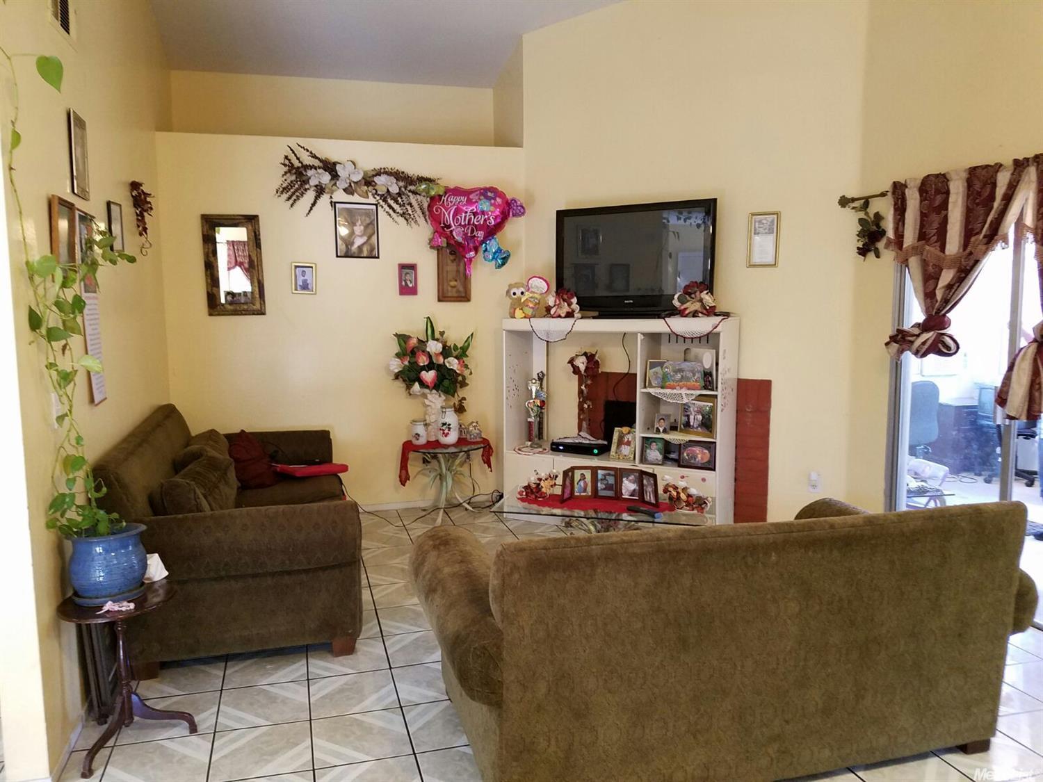 716 Hammond St, Modesto, CA 95351 photo 2