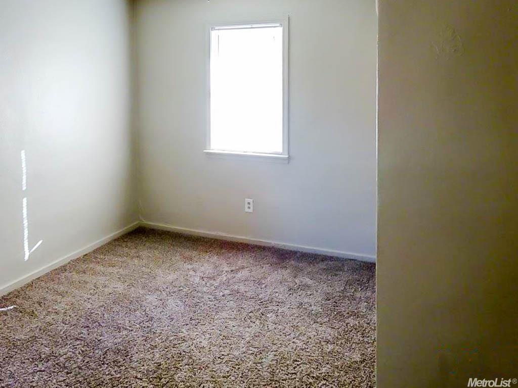 1703 John St, Modesto, CA 95351 photo 11
