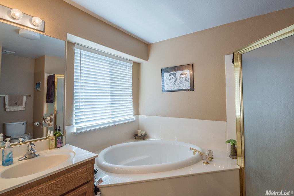 1500 Aptos Dr, Turlock, CA 95382 photo 17
