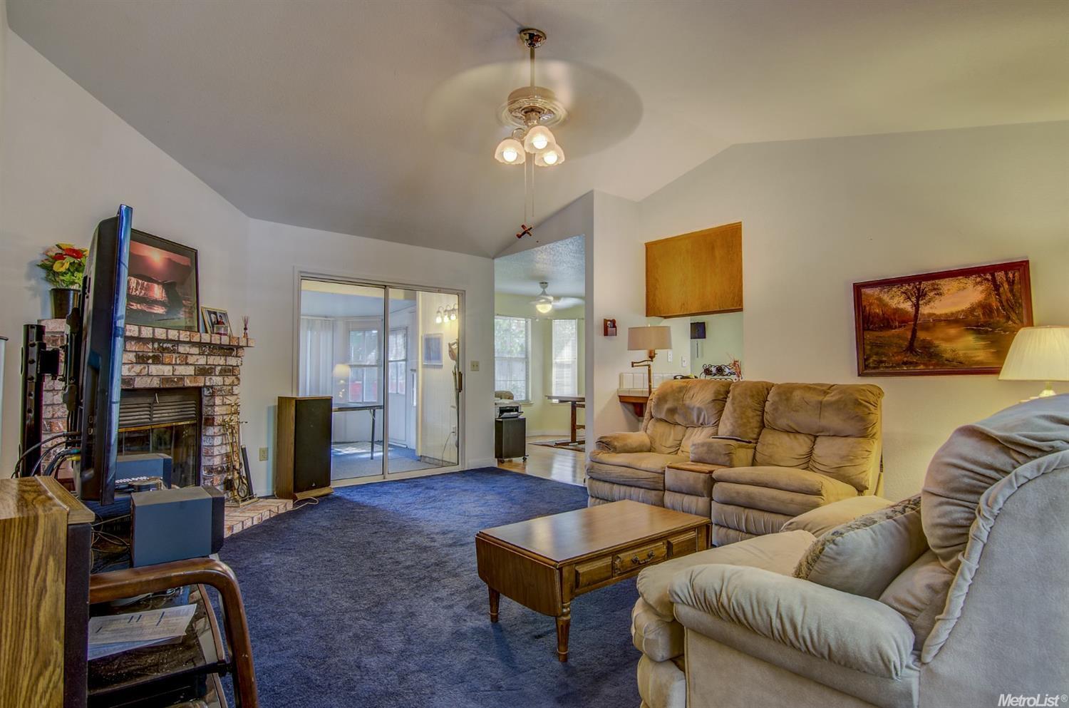 7925 Eagle Peak Way, Antelope, CA 95843 photo 3