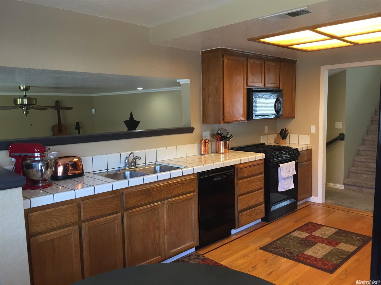 2601 Beatrice Ln, Modesto, CA 95355 photo 4