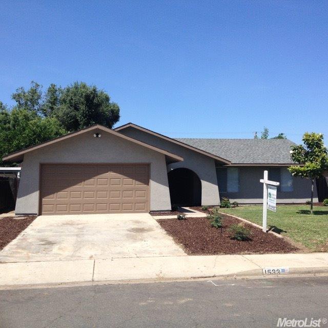 1533 Lucchesi Ln, Modesto, CA 95351 photo 1