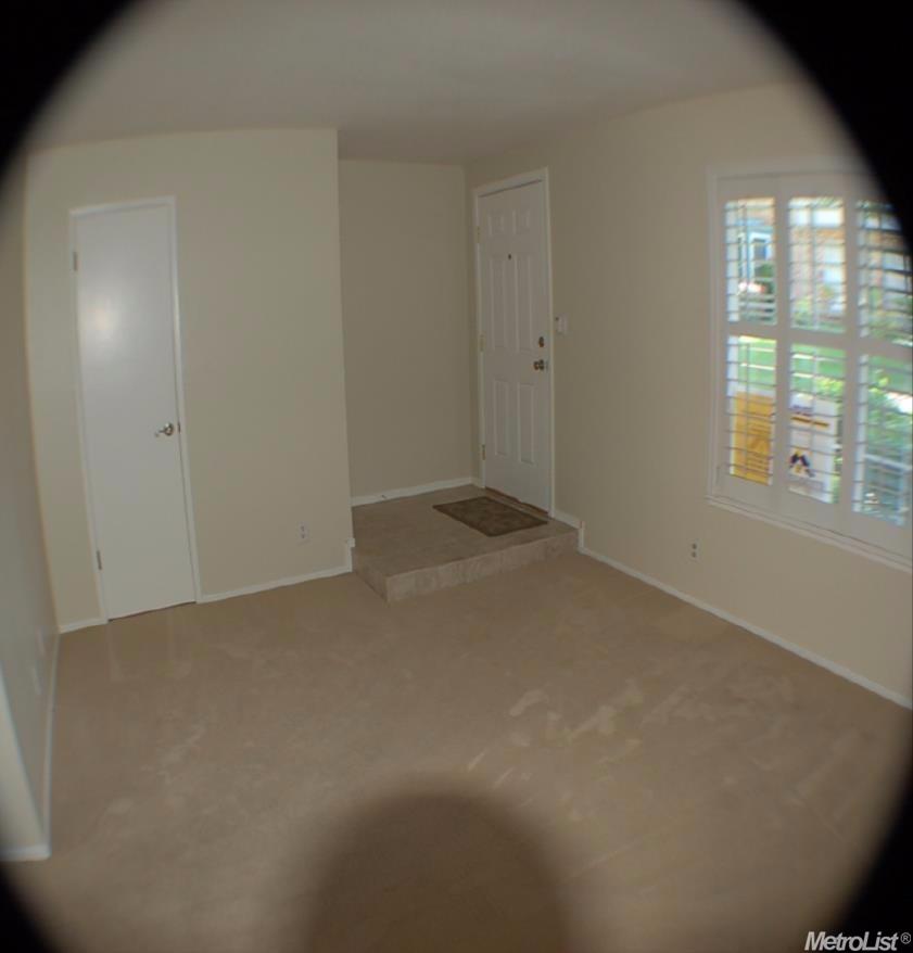 3957 Oak Villa Cir, Carmichael, CA 95608 photo 2