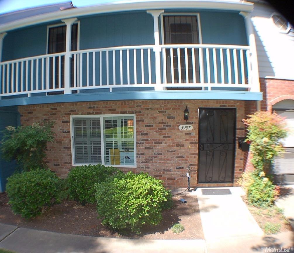 3957 Oak Villa Cir, Carmichael, CA 95608 photo 1