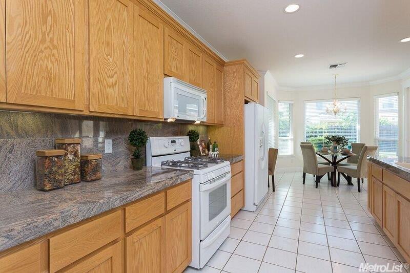 2907 Bellows Ct, Davis, CA 95618 photo 10