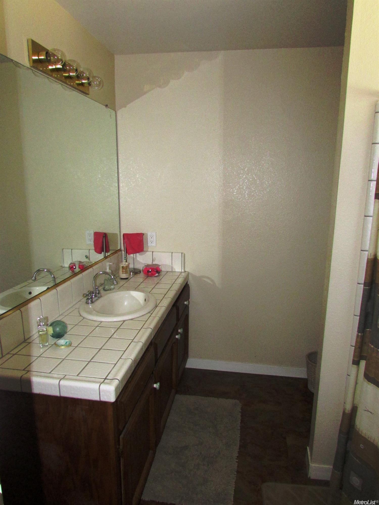 2716 River Valley Cir, Modesto, CA 95351 photo 16
