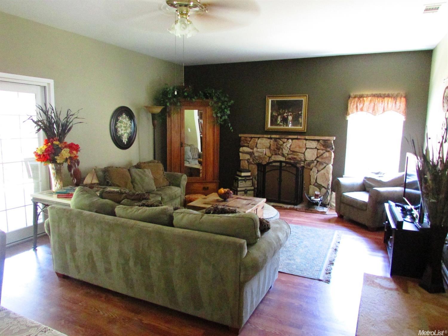 2716 River Valley Cir, Modesto, CA 95351 photo 5