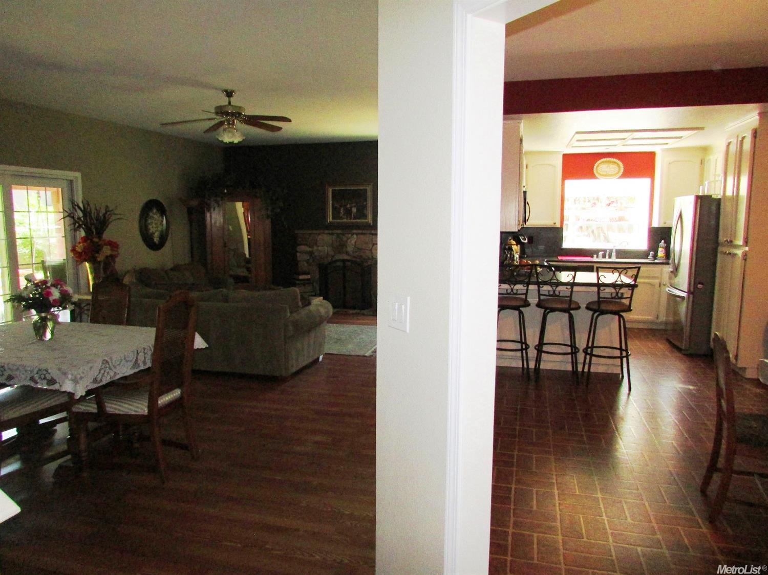 2716 River Valley Cir, Modesto, CA 95351 photo 9