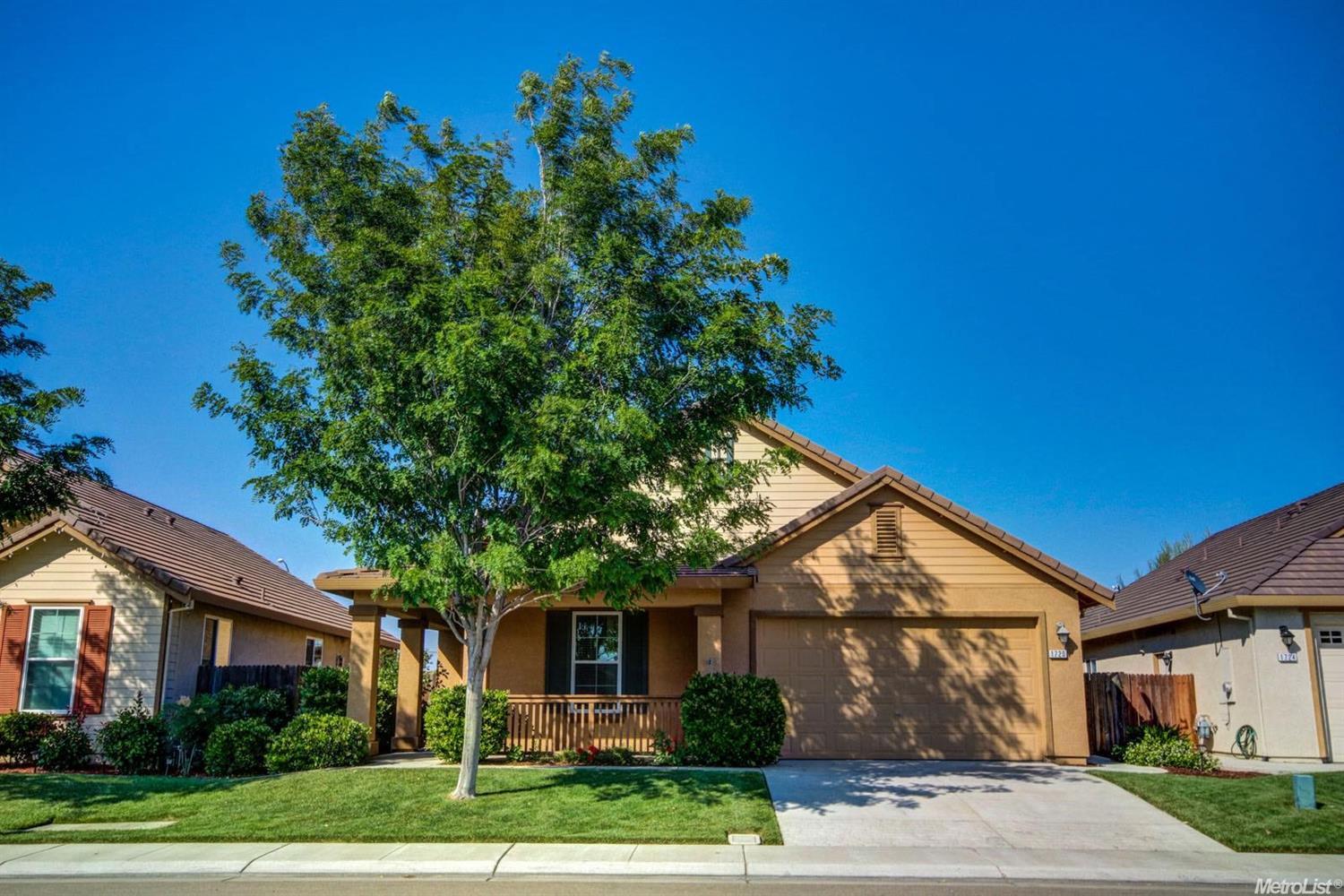 1720 Dalia Ln, Manteca, CA 95337 photo 2