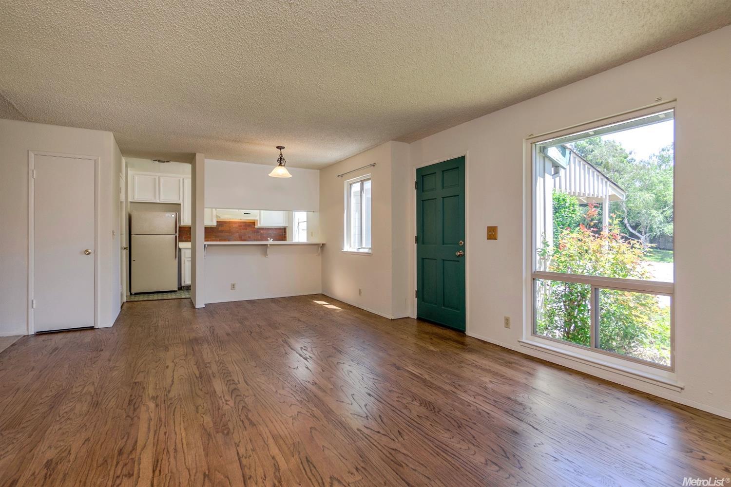 3241 Chesapeake Bay Ave, Davis, CA 95616 photo 2